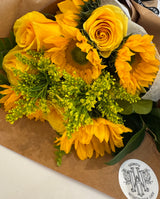 Hand-Tied Seasonal Bouquet – Pickup Only
