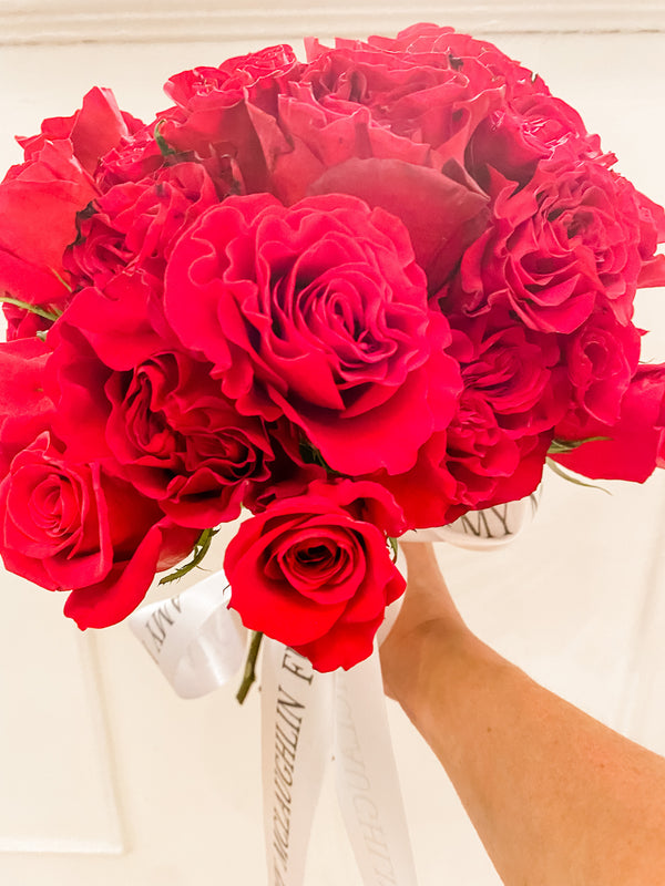 SIMPLY ROSES - A HAND-TIED BOUQUET (for pickup only)